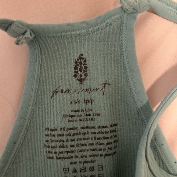 Forest Green Ribbed Tank Top - Picture 3 of 3